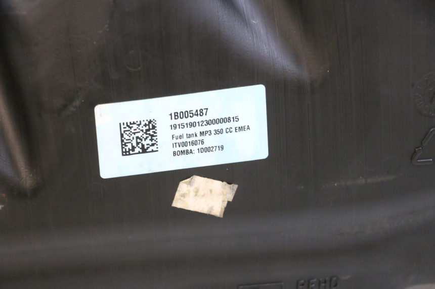 photo de BRANDSTOFTANK PIAGGIO MP3 HPE 350 (2018 - 2020) - Detail van het onderdeel