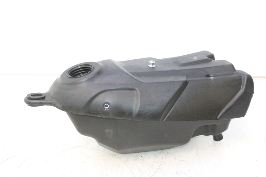 photo de BRANDSTOFTANK RIEJU MRT PRO SUPERMOTARD 50 (2007 - 2018) - Detail van het onderdeel