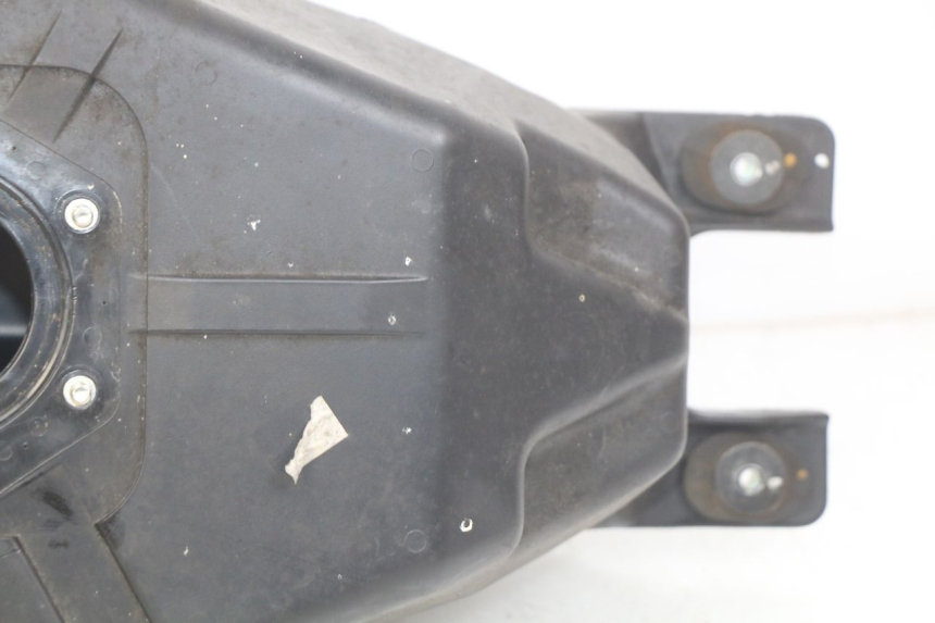 photo de BRANDSTOFTANK YAMAHA MT ABS 125 (2014 - 2018) - Bevestigingspunten