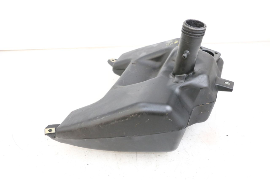 photo de BRANDSTOFTANK PIAGGIO NEW TYPHOON 50 (2018 - 2021) - Andere kijkhoek