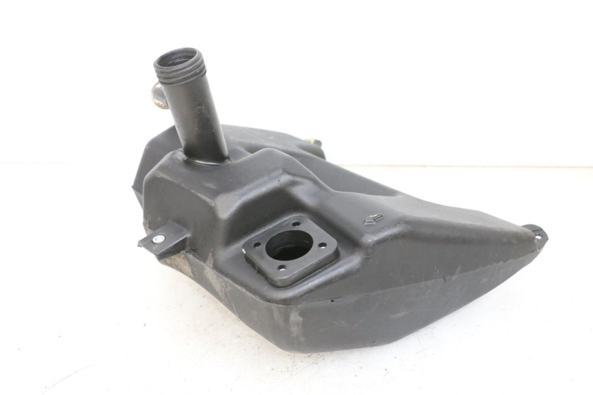 photo de BRANDSTOFTANK PIAGGIO NEW TYPHOON 50 (2018 - 2021) - Andere kijkhoek