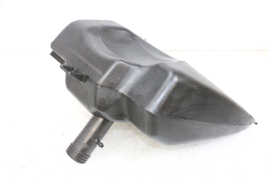 photo de BRANDSTOFTANK PIAGGIO NEW TYPHOON 50 (2018 - 2021) - Detail van het onderdeel