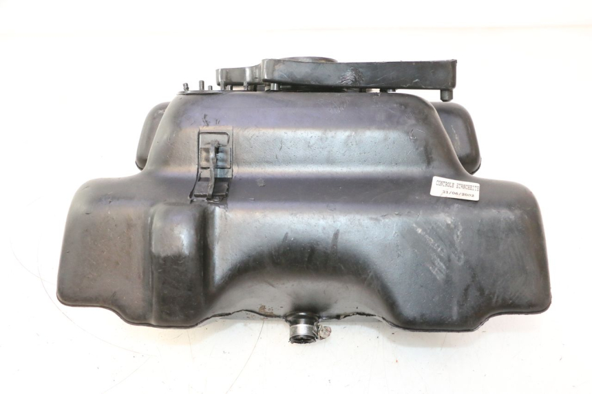 photo de BRANDSTOFTANK MBK NITRO 50 (2004 - 2008) - Bevestigingspunten