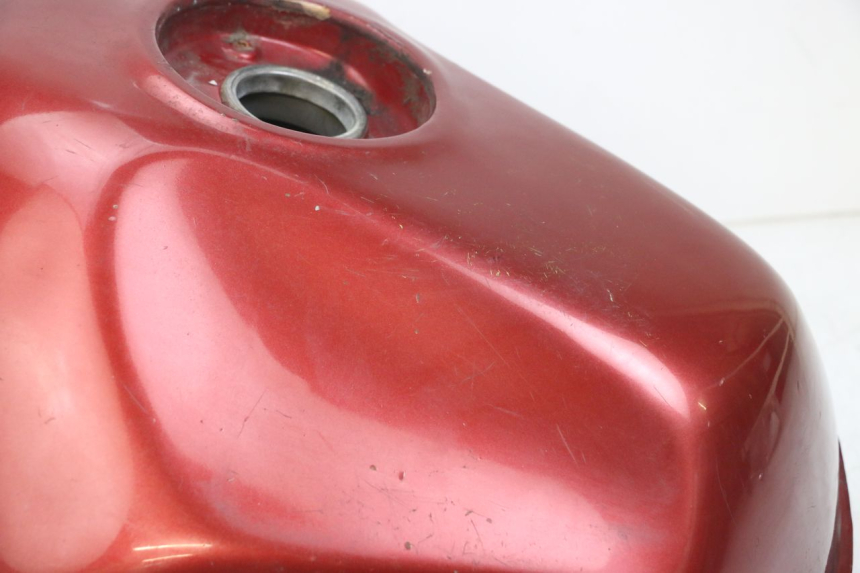 photo de BRANDSTOFTANK HONDA NTV DEAUVILLE 650 (1998 - 2001) - Kenmerkende details