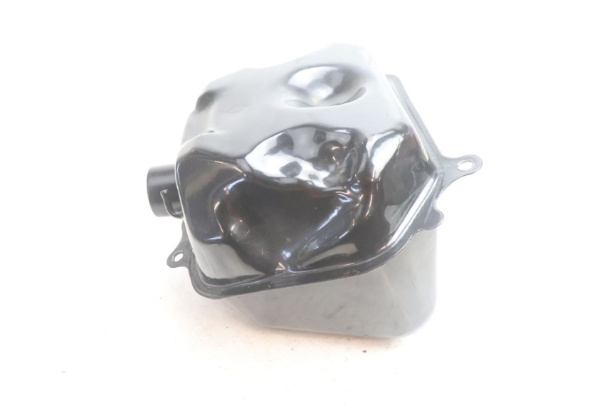photo de BRANDSTOFTANK JM MOTORS OLDIES 4T 50 (2020 - 2026) - Technische close-up