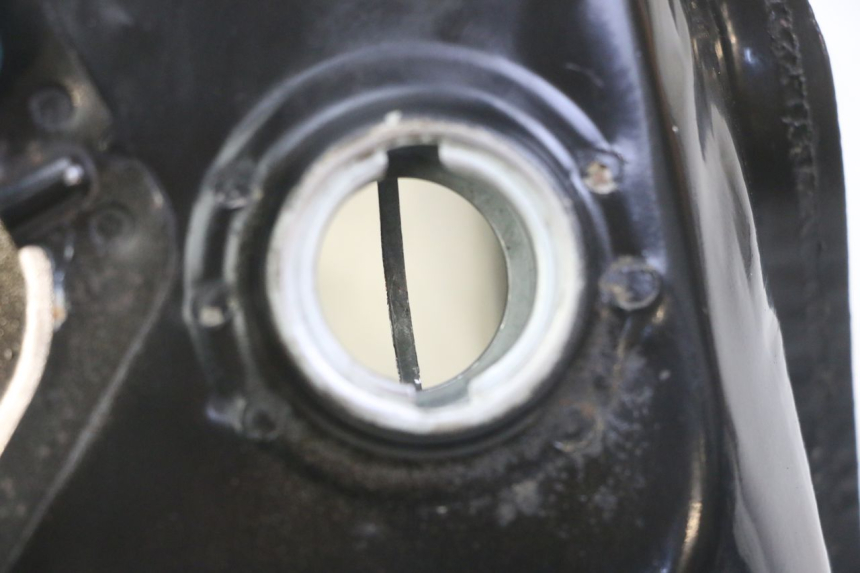 photo de BRANDSTOFTANK SYM ORBIT 2 4T 50 (2008 - 2017) - Zoom op gebruiksstaat