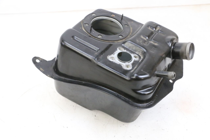 photo de BRANDSTOFTANK SYM ORBIT III 3 4T 50 (2021 - 2025) - Staat van het oppervlak