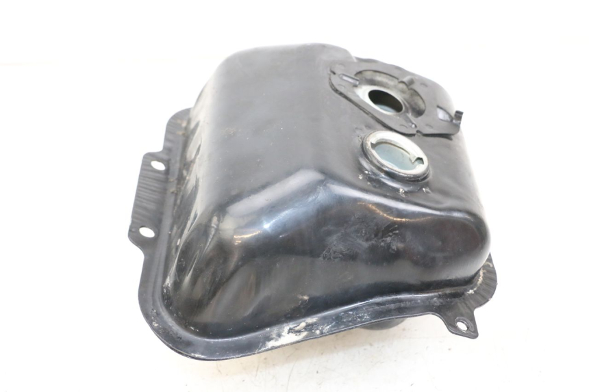 photo de BRANDSTOFTANK SYM ORBIT 50 (2008 - 2010) - Bevestigingspunten