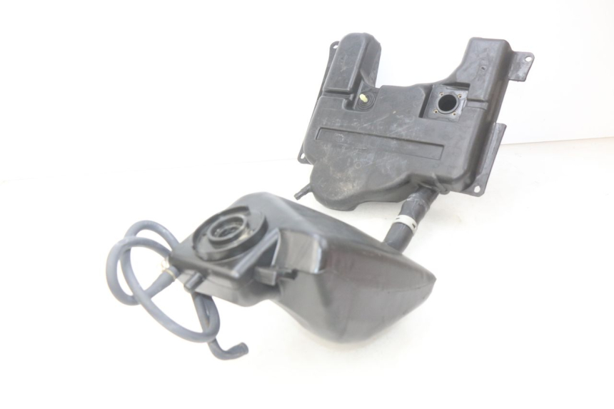 photo de BRANDSTOFTANK KYMCO PEOPLE 250 (2004 - 2008) - Detail van het onderdeel