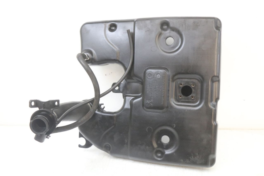 photo de BRANDSTOFTANK PEUGEOT DJANGO 125 (2014 - 2017) - Andere kijkhoek