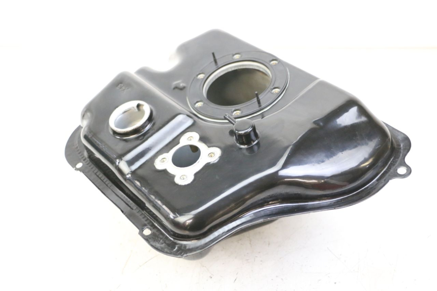 photo de BRANDSTOFTANK PEUGEOT TWEET 4T 50 (2023 - 2025) - Andere kijkhoek