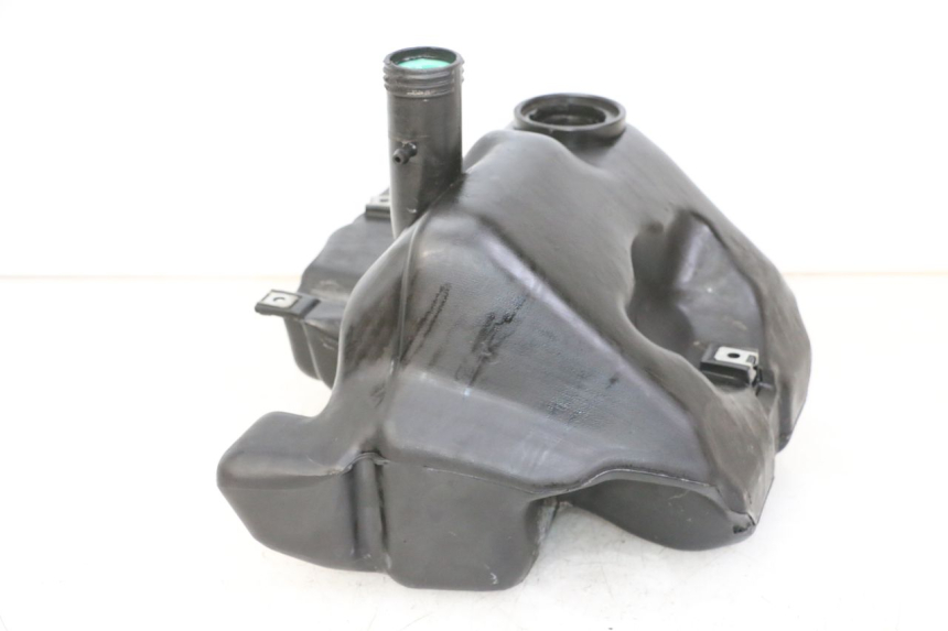 photo de BRANDSTOFTANK PIAGGIO VESPA LX 150 (2005 - 2013) - Andere kijkhoek