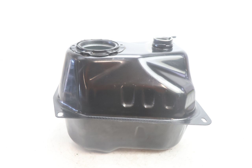 photo de BRANDSTOFTANK JM MOTORS R-MAX TECH 50 (2024 - 2026) - Technische close-up