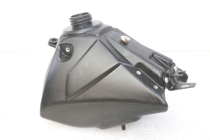 photo de BRANDSTOFTANK APOLLO RFZ 125 - Hoofdaanzicht