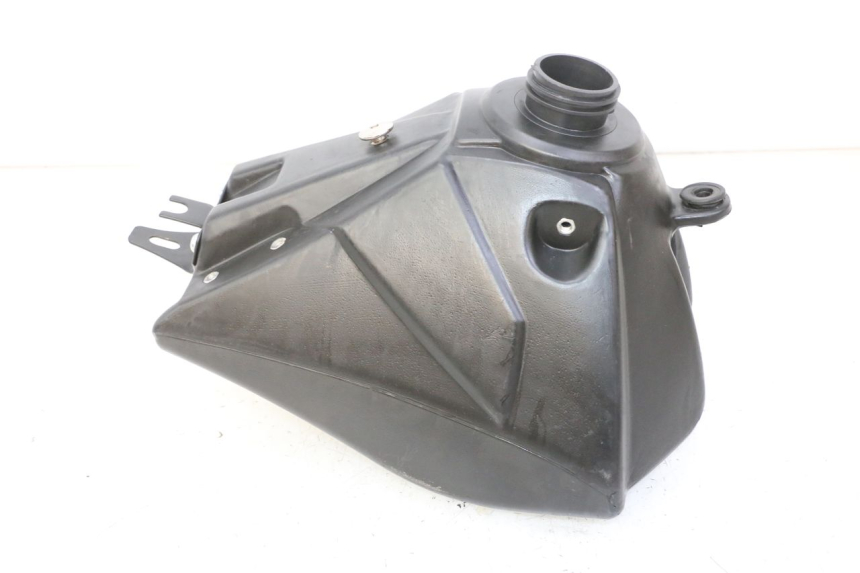 photo de BRANDSTOFTANK APOLLO RFZ 125 - Andere kijkhoek