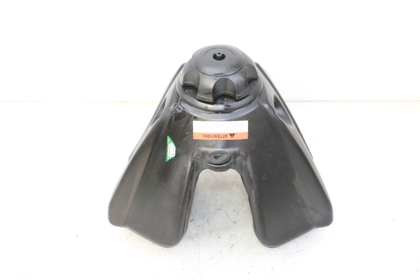 photo de BRANDSTOFTANK APOLLO RFZ 125 - Bevestigingspunten