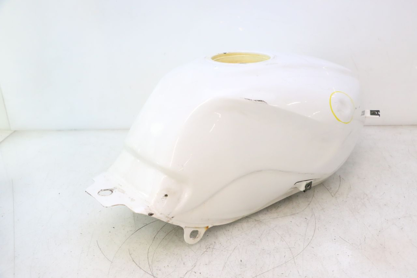 photo de BRANDSTOFTANK YAMASAKI ROADSTER 50 (2013 - 2018) - Kenmerkende details