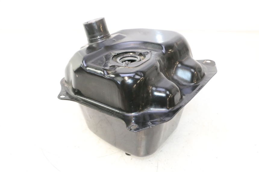 photo de BRANDSTOFTANK TNT MOTOR ROMA 10' 2T 50 (2011 - 2018) - Andere kijkhoek