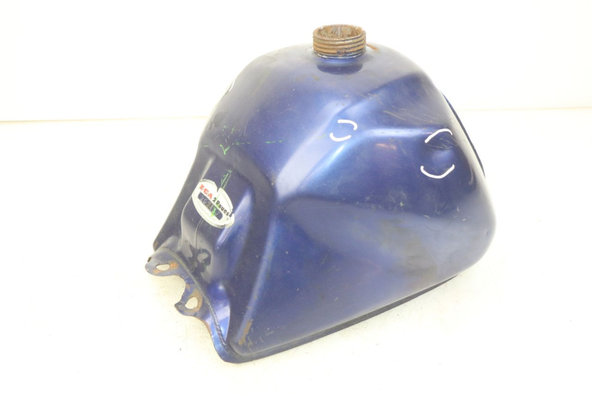 photo de BRANDSTOFTANK HYOSUNG RT KARION 125 (2003 - 2007) - Bevestigingspunten