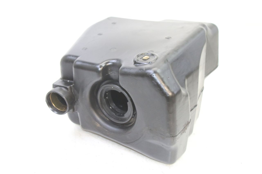 photo de BRANDSTOFTANK GILERA RUNNER SP 50 (2006 - 2008) - Detail van het onderdeel