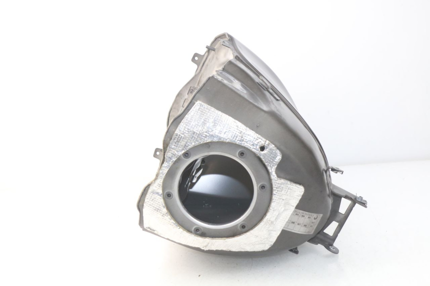 photo de BRANDSTOFTANK BMW S RR ABS S1000RR 1000 (2009 - 2011) - Detail van het onderdeel