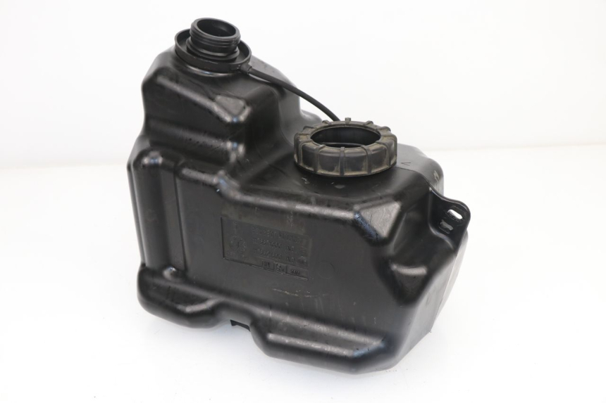 photo de BRANDSTOFTANK PEUGEOT SATELIS 125 (2006 - 2009) - Andere kijkhoek