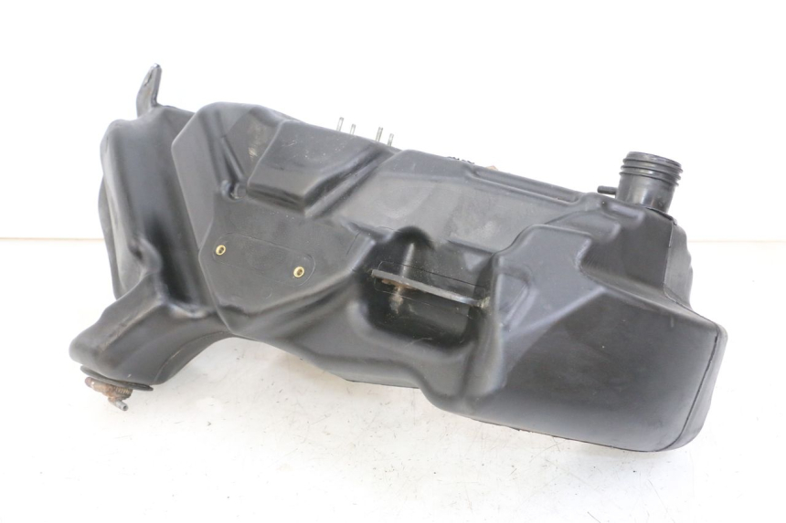 photo de BRANDSTOFTANK APRILIA SCARABEO GT TOURING 125 (1999 - 2005) - Detail van het onderdeel
