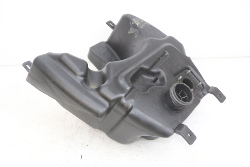 photo de BRANDSTOFTANK APRILIA SCARABEO LIGHT 125 (2007 - 2011) - Zoom op gebruiksstaat