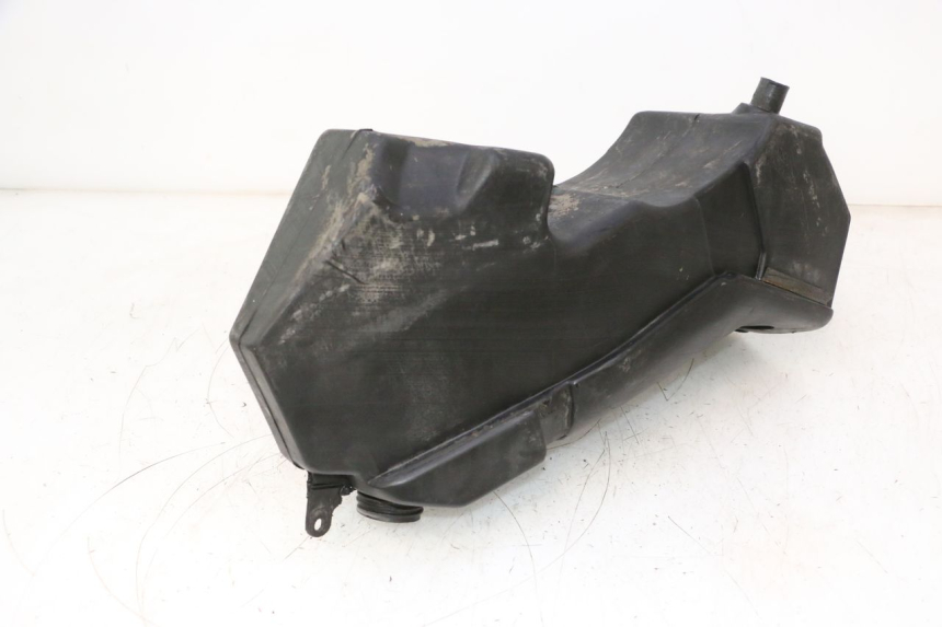 photo de BRANDSTOFTANK DERBI SENDA 50 (2003 - 2005) - Andere kijkhoek