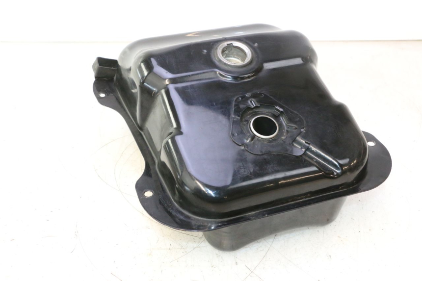 photo de BRANDSTOFTANK HONDA SH 125 (2001 - 2003) - Zoom op gebruiksstaat