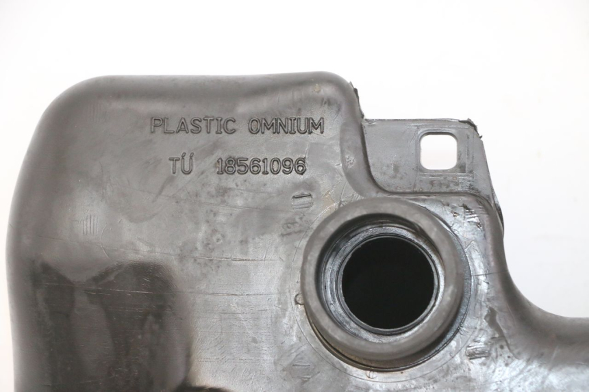 photo de BRANDSTOFTANK PEUGEOT SPEEDFIGHT 2 LC 50 (2000 - 2009) - Technische close-up