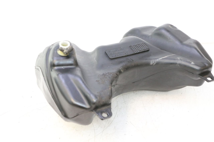 photo de BRANDSTOFTANK PEUGEOT SPEEDFIGHT LC 50 (1996 - 2002) - Andere kijkhoek