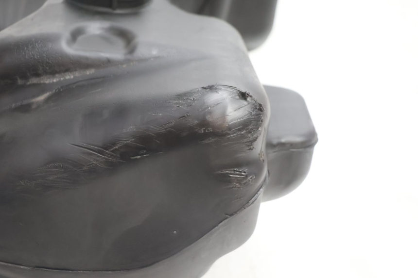 photo de BRANDSTOFTANK PEUGEOT SPEEDFIGHT LC 50 (1996 - 2002) - Technische close-up