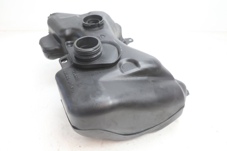 photo de BRANDSTOFTANK PEUGEOT SPEEDFIGHT LC 50 (1996 - 2002) - Overzicht