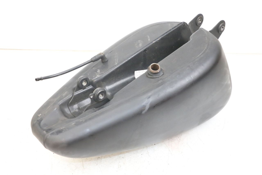 photo de BRANDSTOFTANK HARLEY DAVIDSON SPORTSTER XL CUSTOM 1200 (2003 - 2004) - Staat van het oppervlak