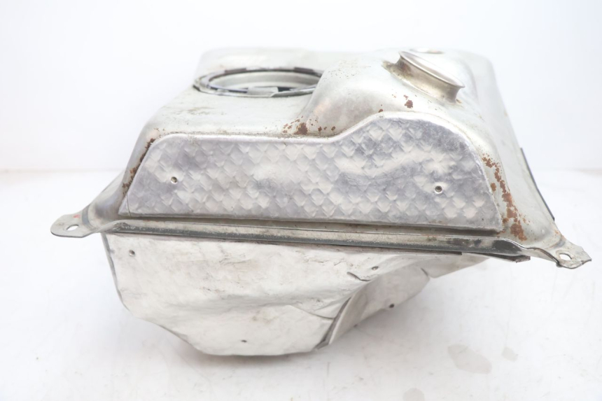 photo de BRANDSTOFTANK CAN-AM SPYDER RS 1000 (2008 - 2012) - Zoom op gebruiksstaat