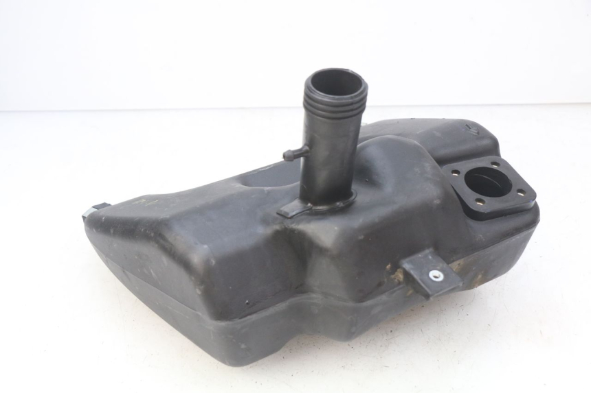 photo de BRANDSTOFTANK APRILIA SR 2T 50 (2018 - 2022) - Technische close-up