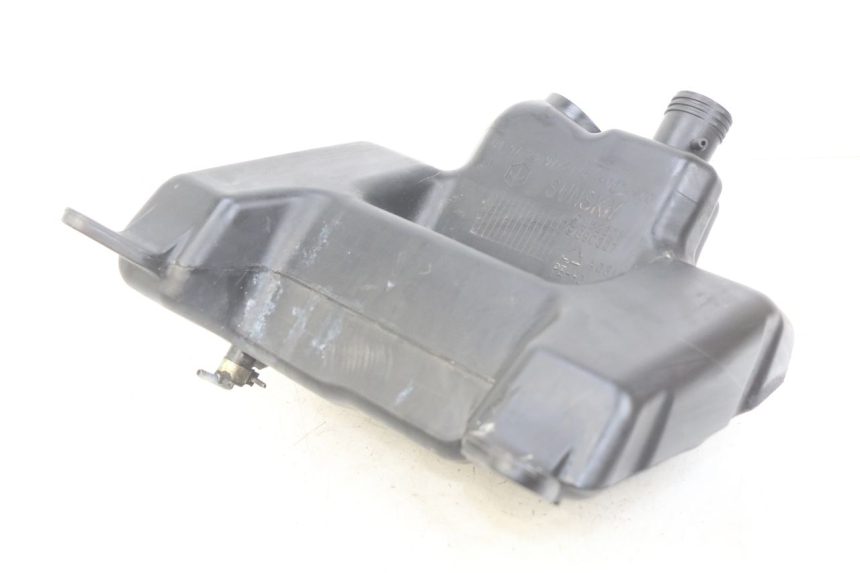 photo de BRANDSTOFTANK APRILIA SR 2T 50 (2012 - 2017) - Zoom op gebruiksstaat