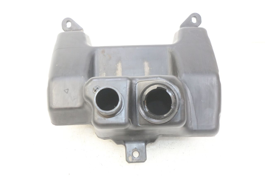 photo de BRANDSTOFTANK APRILIA SR 2T 50 (2012 - 2017) - Andere kijkhoek