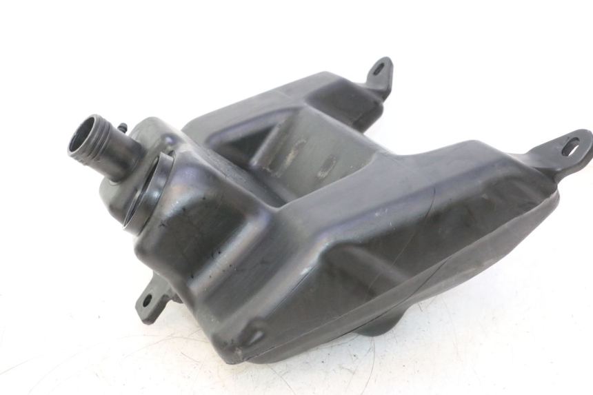 photo de BRANDSTOFTANK APRILIA SR 2T 50 (2012 - 2017) - Technische close-up