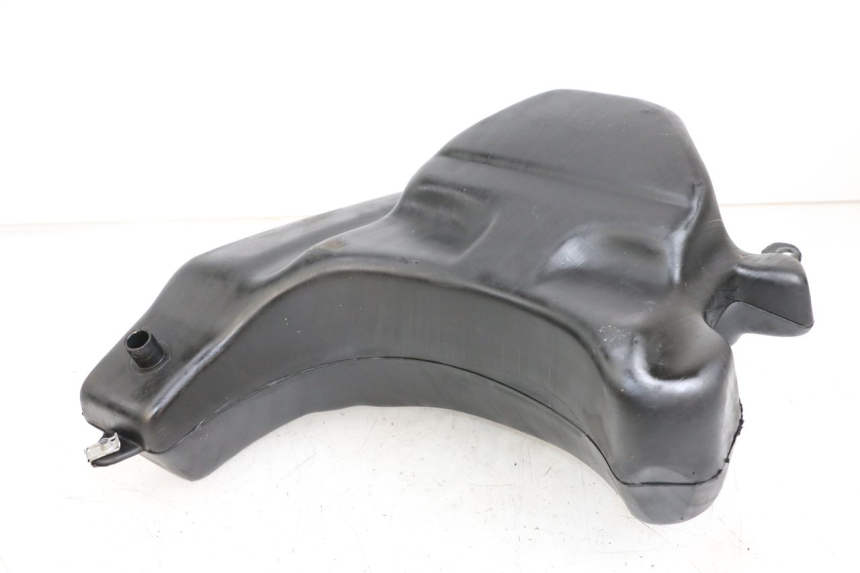 photo de BRANDSTOFTANK APRILIA SR CARB LC 2T 50 (2004 - 2012) - Zoom op gebruiksstaat