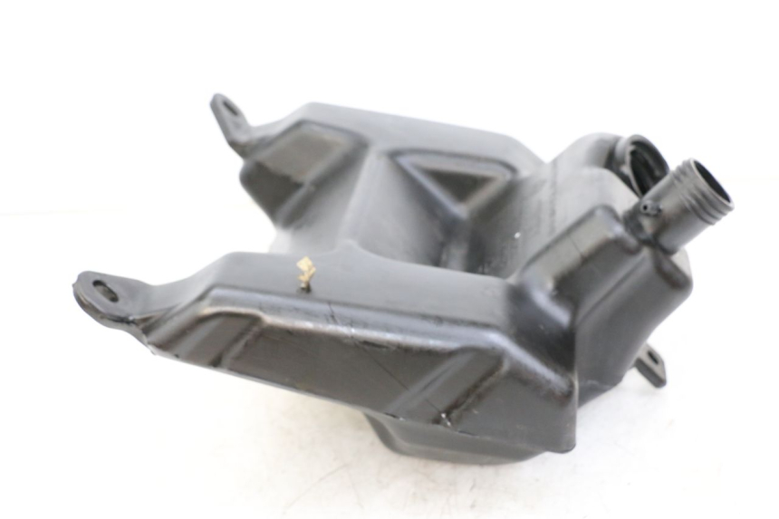 photo de BRANDSTOFTANK APRILIA SR MOTARD 50 (2012 - 2018) - Andere kijkhoek