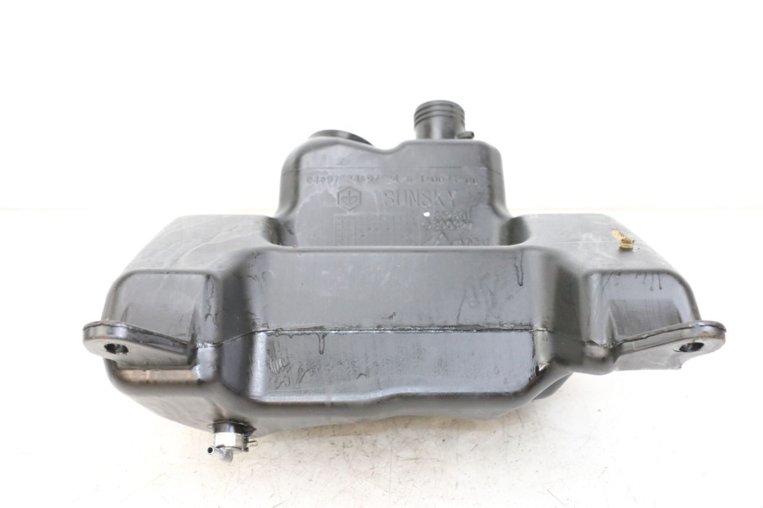 photo de BRANDSTOFTANK APRILIA SR MOTARD 50 (2012 - 2018) - Technische close-up