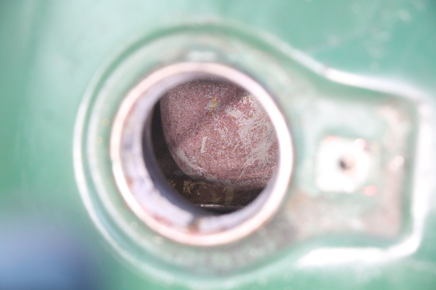 photo de BRANDSTOFTANK YAMAHA SR 125 (1982 - 2003) - Zoom op gebruiksstaat