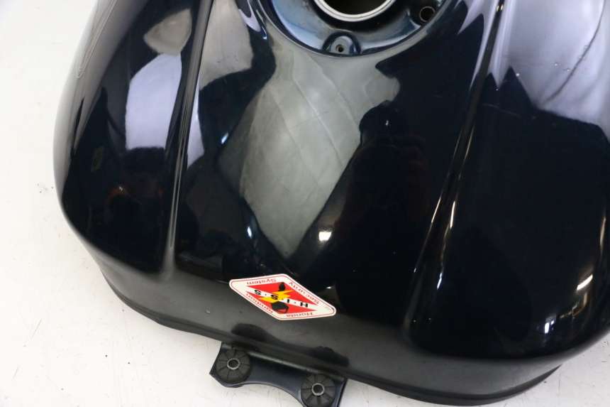 photo de BRANDSTOFTANK HONDA ST PAN EUROPEAN 1300 (2002 - 2013) - Detail van het onderdeel
