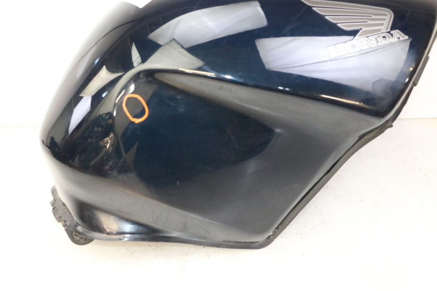 photo de BRANDSTOFTANK HONDA ST PAN EUROPEAN 1300 (2002 - 2013) - Kenmerkende details