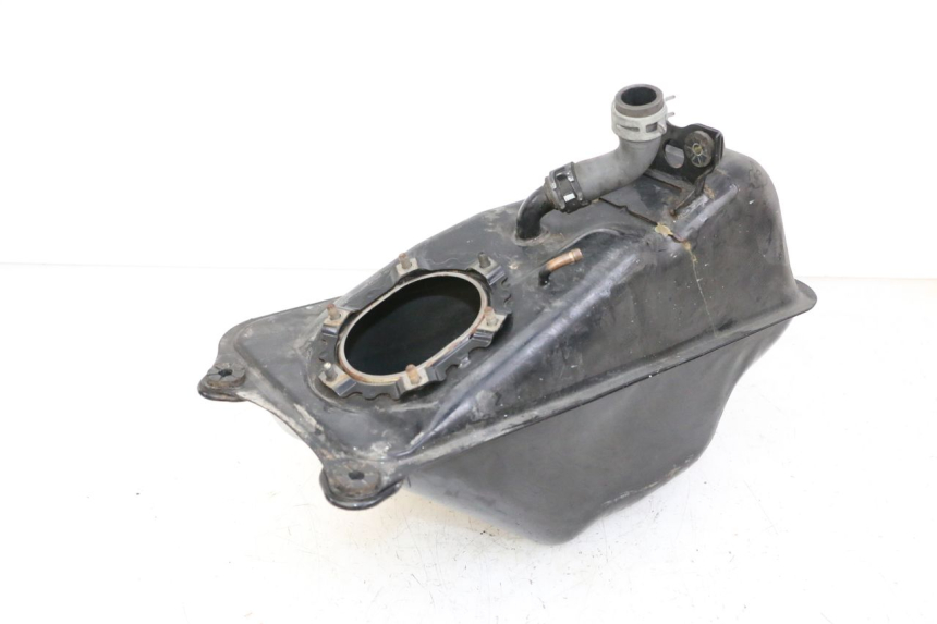 photo de BRANDSTOFTANK HONDA ST PAN EUROPEAN 1300 (2002 - 2013) - Overzicht