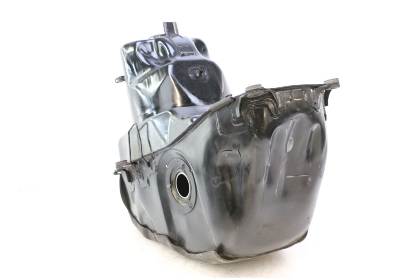 photo de BRANDSTOFTANK HONDA ST PAN EUROPEAN 1100 (1990 - 2002) - Markeringen en referenties