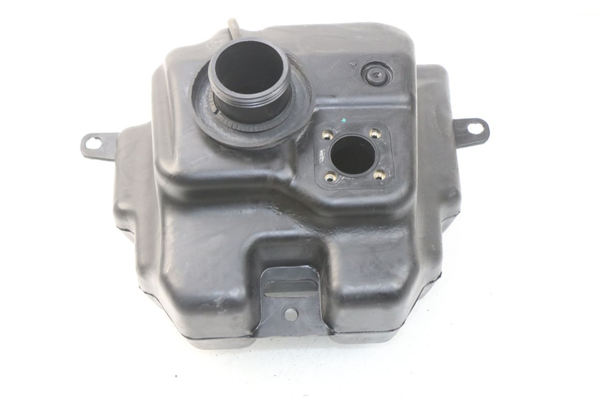 photo de BRANDSTOFTANK PEUGEOT STREETZONE 2T 50 (2014 - 2019) - Hoofdaanzicht