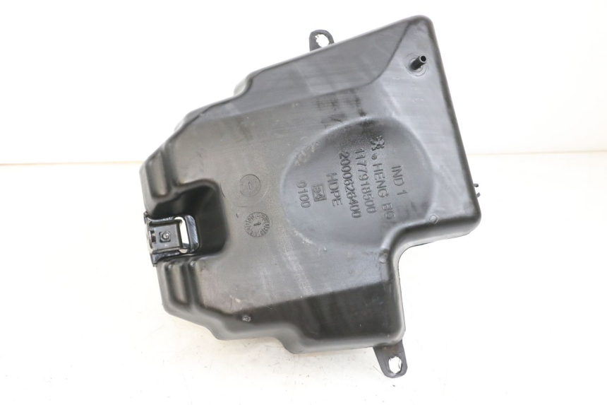 photo de BRANDSTOFTANK PEUGEOT STREETZONE I 2T 50 (2018 - 2020) - Detail van het onderdeel